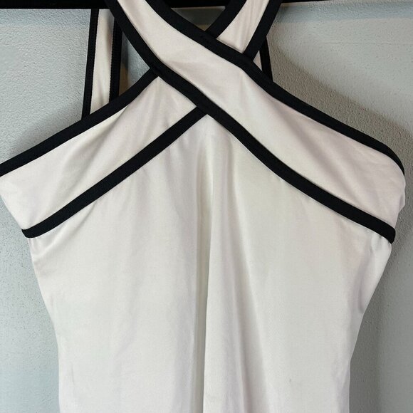 NWT Fabletics Chicago White/Black High Neck Active Wear Tank Small - Picture 4 of 9